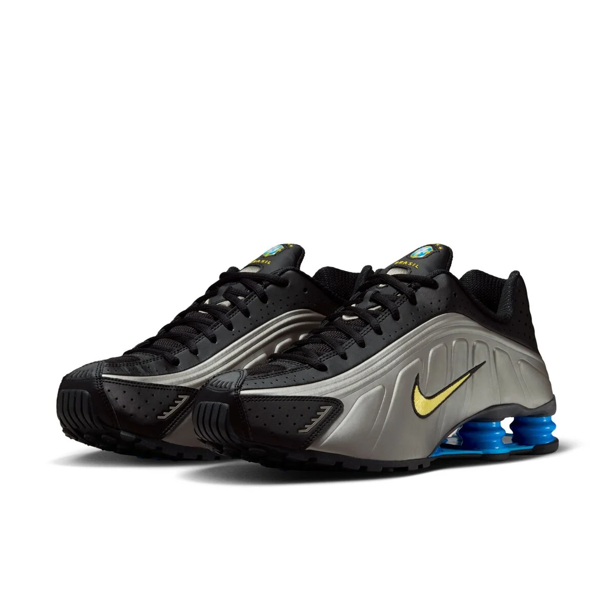 NIKE SHOX R4