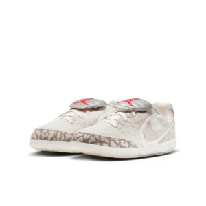 Jordan Jr. Tiempo Streetgato SE